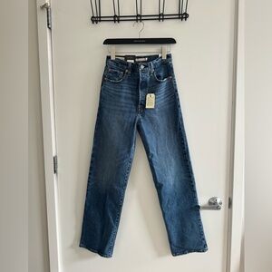 Levi’s | Ribcage Straight Ankle Jeans in Dark Indigo Size 26x29